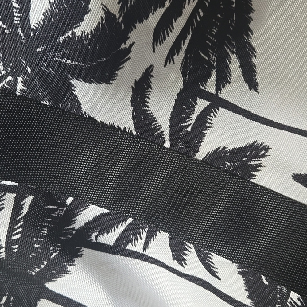 PINK Victoria's Secret Black/White Palm Tree Tote Bag - Picture 4 of 10